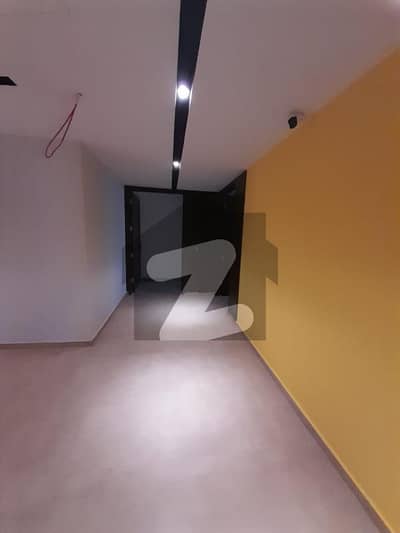 شہید ملت روڈ کراچی میں 5 مرلہ دفتر 2.0 لاکھ میں کرایہ پر دستیاب ہے۔