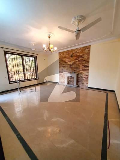 7 Marla Double Storey Independent House All Facilities Available G-13/2