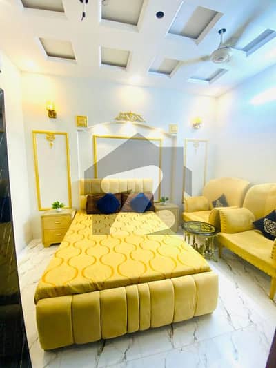 ڈیفینس چوک ڈی ایچ اے ڈیفینس,لاہور میں 3 کمروں کا 4 مرلہ مکان 1.1 لاکھ میں کرایہ پر دستیاب ہے۔