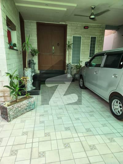 8 Marla House Ideal Location Near To Park House For Sale In Hassan Block Khyaban Gardens Sarghodha Road Fsd