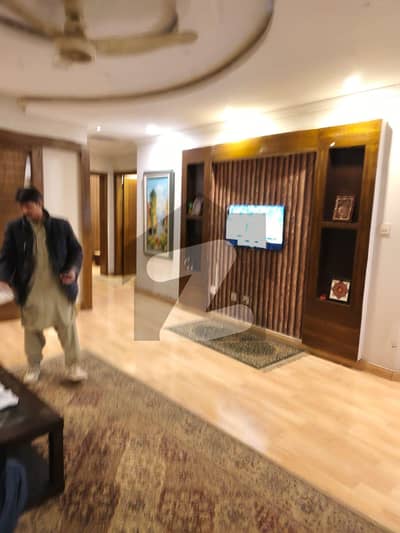 Abu Dhabi tower 3 bed flat for rent 4 bath Kitchen  Dining Drawing 3600 sqft