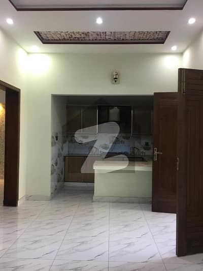 جوبلی ٹاؤن ۔ بلاک ایف جوبلی ٹاؤن,لاہور میں 5 کمروں کا 5 مرلہ مکان 95.0 ہزار میں کرایہ پر دستیاب ہے۔ جوبلی ٹاؤن ۔ بلاک ایف جوبلی ٹاؤن,لاہور میں 5 کمروں کا 5 مرلہ مکان 95.0 ہزار میں کرایہ پر دستیاب ہے۔