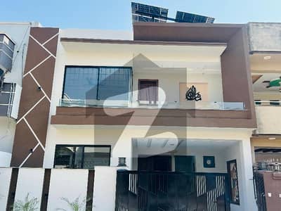 7 Marla Brand New House For Sale