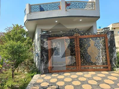 8 marla Corner house for sale