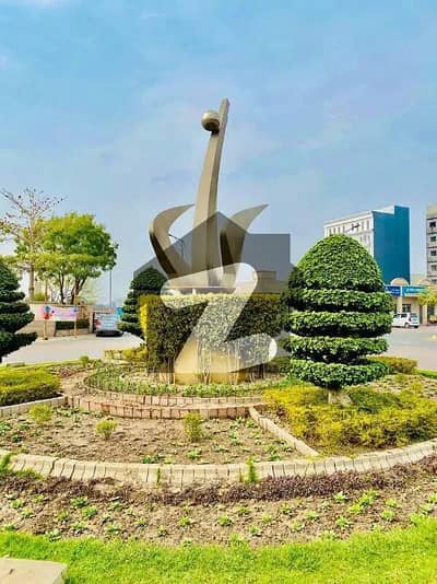 5 Marla Residential Plot On Possession For Sale In Dream Garden At Ideal Location