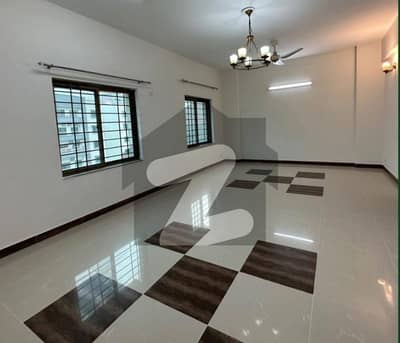 3 bed apartment available for sale in Askari 11 sec-B Lahore