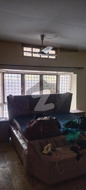 Ground Portion For Rent in G-6