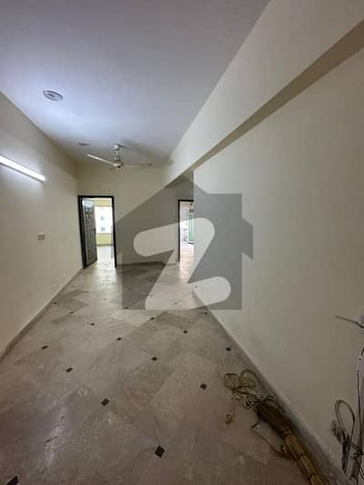 1000 Square Feet Flat In E-11/4 Is Available For Rent