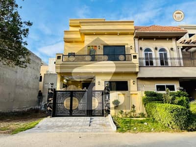 سٹی ہاؤسنگ سوسائٹی گوجرانوالہ میں 4 کمروں کا 5 مرلہ مکان 2.0 کروڑ میں برائے فروخت۔