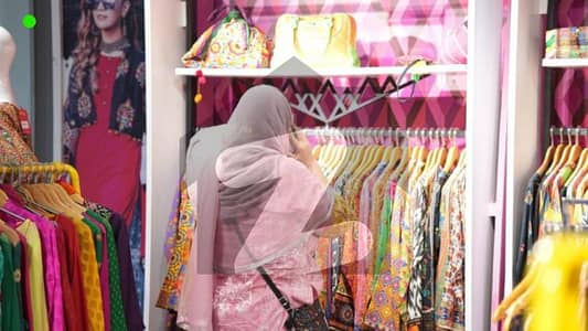 ڈی ایچ اے ڈیفینس فیز 2 ڈی ایچ اے ڈیفینس,اسلام آباد میں 1 مرلہ دکان 3.68 کروڑ میں برائے فروخت۔