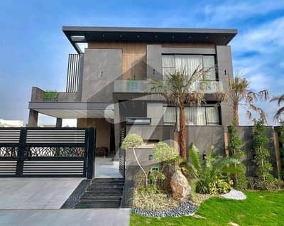 House Spread Over 1 Kanal In DHA Phase 3 - Block XX Available