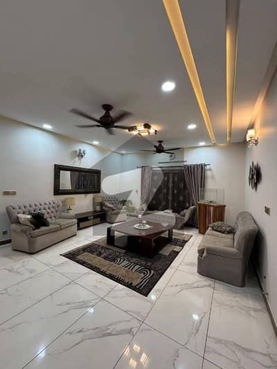 ڈی ایچ اے ڈیفینس فیز 2 ڈی ایچ اے ڈیفینس,اسلام آباد میں 6 کمروں کا 1 کنال مکان 2.6 لاکھ میں کرایہ پر دستیاب ہے۔