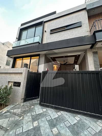 5 Marla Brand New Modern Bungalow for Rent in DHA Phase 9 Town | Beautiful Location