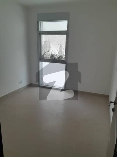 ONE CONSTITUTION 1 BED + STUDY UN-FURNISHED APARTMENT AVAILABLE FOR RENT