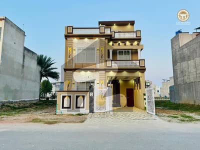 سٹی ہاؤسنگ سوسائٹی گوجرانوالہ میں 4 کمروں کا 5 مرلہ مکان 1.9 کروڑ میں برائے فروخت۔