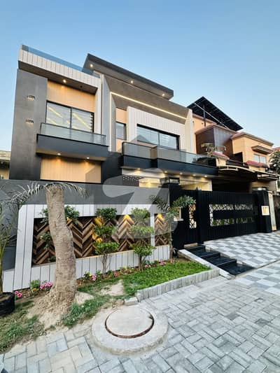 10 Marla Owner Build House For Sale