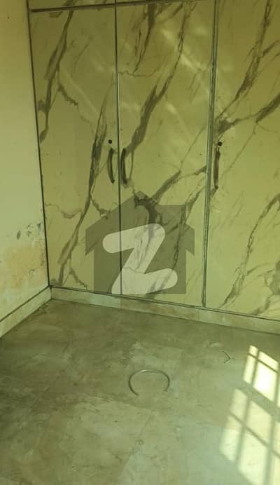 4th floor flat Available Commercial Plaza 4th floor flat Available Commercial Plaza