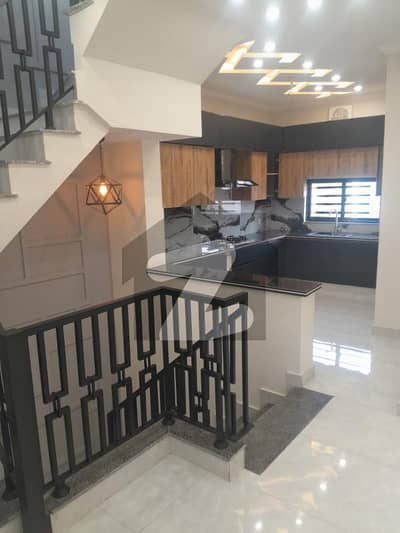 پارک ویو سٹی لاہور میں 4 کمروں کا 5 مرلہ مکان 85.0 ہزار میں کرایہ پر دستیاب ہے۔