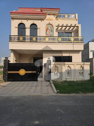 سٹی ہاؤسنگ سرگودھا روڈ سٹی ہاؤسنگ,فیصل آباد میں 3 کمروں کا 5 مرلہ مکان 1.65 کروڑ میں برائے فروخت۔