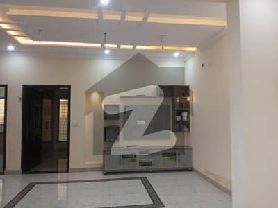 5 marla lower portion available for rent in Bahria orchard phase 2 Lahore