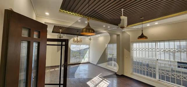 1 Kanal Upper Portion