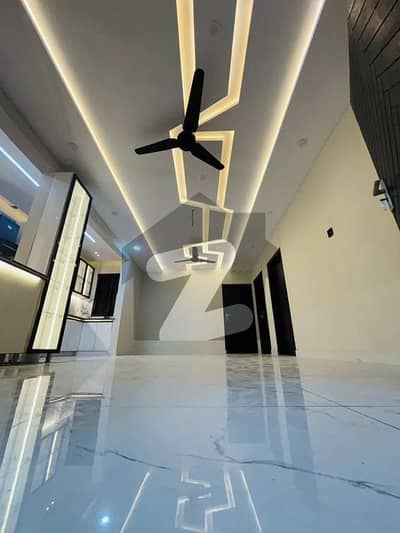 گلشنِ اقبال - بلاک 13 ڈی گلشنِ اقبال,گلشنِ اقبال ٹاؤن,کراچی میں 3 کمروں کا 10 مرلہ زیریں پورشن 1.0 لاکھ میں کرایہ پر دستیاب ہے۔