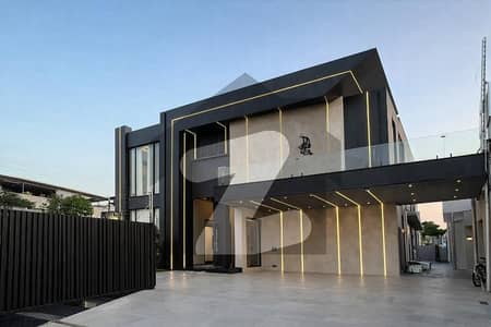 10 Marla Portion For Rent In Sector E Bahria Town Lahore