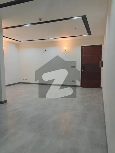 گلبرگ ایرینا مال گلبرگ گرینز,گلبرگ,اسلام آباد میں 2 کمروں کا 7 مرلہ فلیٹ 2.5 کروڑ میں برائے فروخت۔