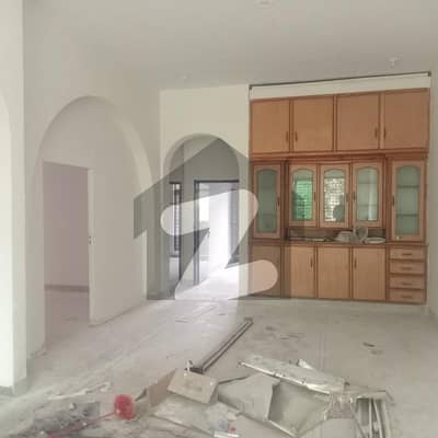 12 marla upper portion at mustafa town