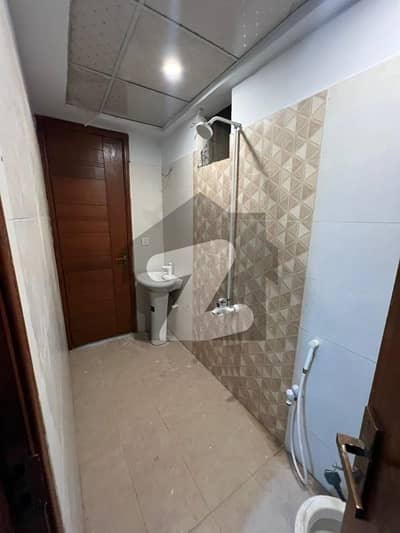 گلشنِ اقبال - بلاک 10 گلشنِ اقبال,گلشنِ اقبال ٹاؤن,کراچی میں 2 کمروں کا 6 مرلہ بالائی پورشن 60.0 ہزار میں کرایہ پر دستیاب ہے۔