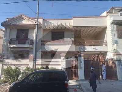 ڈی ایچ اے فیز 4 ڈی ایچ اے ڈیفینس,کراچی میں 4 کمروں کا 12 مرلہ مکان 7.8 کروڑ میں برائے فروخت۔