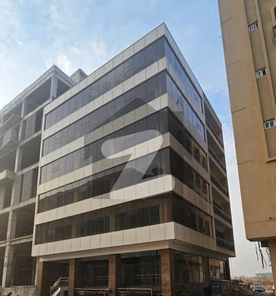 گلبرگ بزنس اسکوائر گلبرگ,اسلام آباد میں 1 کنال Studio دفتر 8.0 لاکھ میں کرایہ پر دستیاب ہے۔
