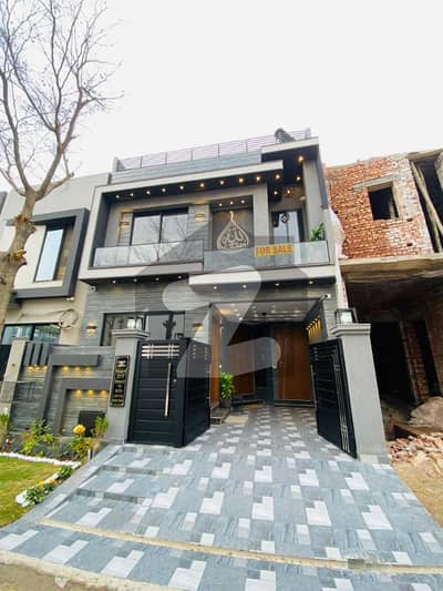 5 Marla Brand New House Available For Sale In Lake City Sector M-7B 5 Marla Brand New House Available For Sale In Lake City Sector M-7B