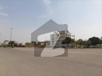 ایڈن سٹی ایڈن,لاہور میں 1 کنال رہائشی پلاٹ 4.25 کروڑ میں برائے فروخت۔