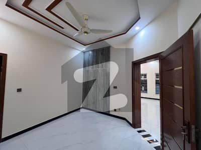 ٹاپ سٹی 1 - بلاک اے ٹاپ سٹی 1,اسلام آباد میں 3 کمروں کا 10 مرلہ مکان 1.45 لاکھ میں کرایہ پر دستیاب ہے۔