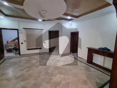 3 bed Ground Portion available for rent