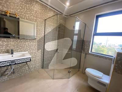 ڈی ایچ اے 9 ٹاؤن ڈیفنس (ڈی ایچ اے),لاہور میں 3 کمروں کا 5 مرلہ مکان 1.2 لاکھ میں کرایہ پر دستیاب ہے۔