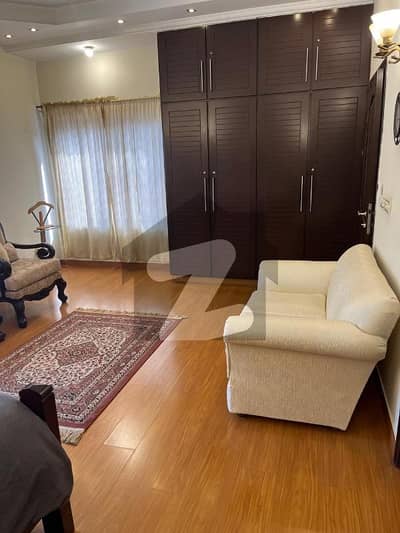 10 Marla House for Sale in NFC 1 Block C 4 Bedroom Luxury Home with 3 Kitchens & 4+1 Bathrooms