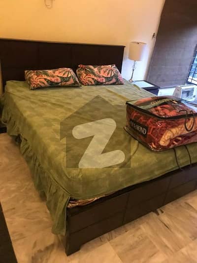 F-7/2 Fully Furnished Upper Portion For Rent ( only for Forginer)