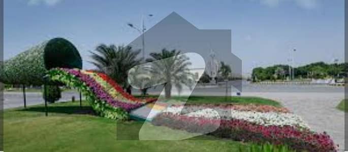 Get This Amazing 5 Marla Building Available In Bahria Orchard