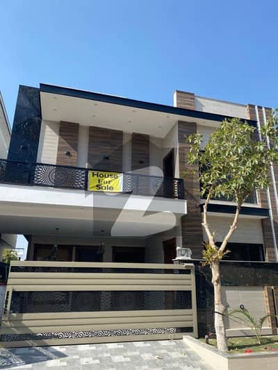 10 Marla Luxury Designer House for Sale in Top City-1 Islamabad