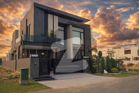 ڈی ایچ اے فیز 6 - بلاک جی فیز 6,ڈیفنس (ڈی ایچ اے),لاہور میں 5 کمروں کا 1 کنال مکان 8.65 کروڑ میں برائے فروخت۔