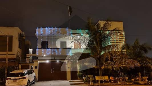 Luxury House with Basement & Servant Quarters Ideal for Senior Corporate Executive