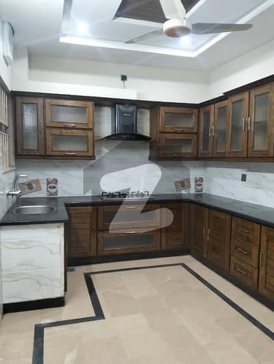 35*70 GROND PORTION FOR RENT