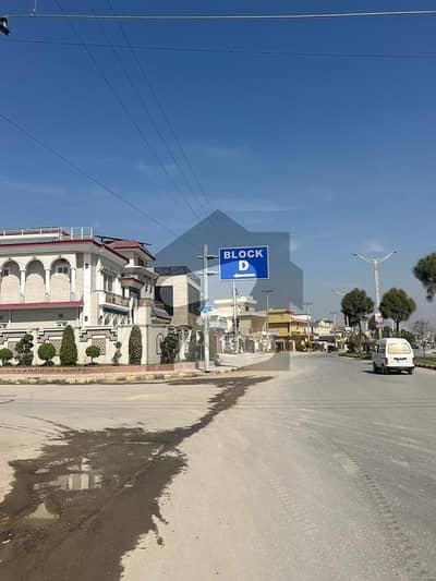 D Block New City phase 2 Wah Cantt Gas Sector Pair Plot For Sale