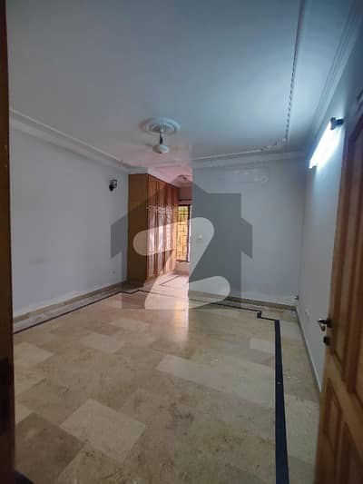 G10/2 14 Marla Ground Portion Ideal Location 3bedrooms For Rent