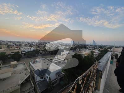 نشاط کمرشل ایریا ڈی ایچ اے فیز 6,ڈی ایچ اے ڈیفینس,کراچی میں 3 کمروں کا 8 مرلہ فلیٹ 4.0 کروڑ میں برائے فروخت۔ نشاط کمرشل ایریا ڈی ایچ اے فیز 6,ڈی ایچ اے ڈیفینس,کراچی میں 3 کمروں کا 8 مرلہ فلیٹ 4.0 کروڑ میں برائے فروخت۔