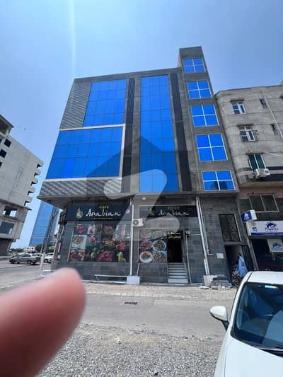 ڈی ایچ اے فیز 5 ڈی ایچ اے ڈیفینس,کراچی میں 8 مرلہ دفتر 5.0 کروڑ میں برائے فروخت۔