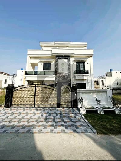10 Marla Portion For Rent in Bahria Town Lahore 10 Marla Portion For Rent in Bahria Town Lahore