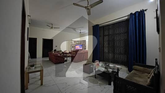 جوہر ٹاؤن لاہور میں 3 کمروں کا 1 کنال بالائی پورشن 95.0 ہزار میں کرایہ پر دستیاب ہے۔